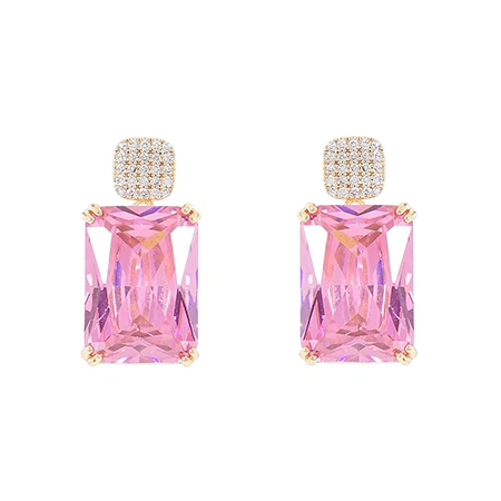  Jewellery Photography in Delhi for Earrings